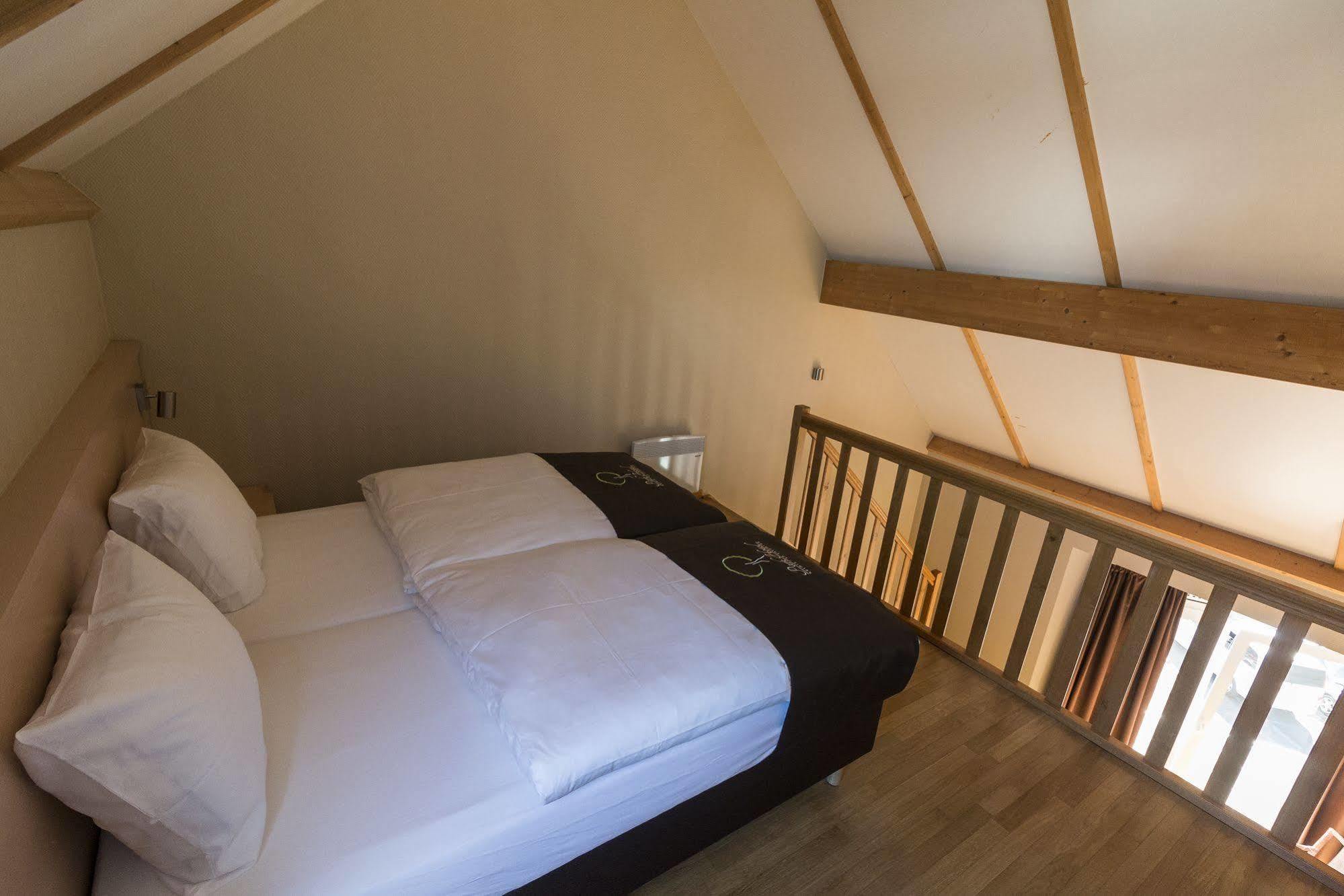 Park Hotel Kelmis ภายนอก รูปภาพ