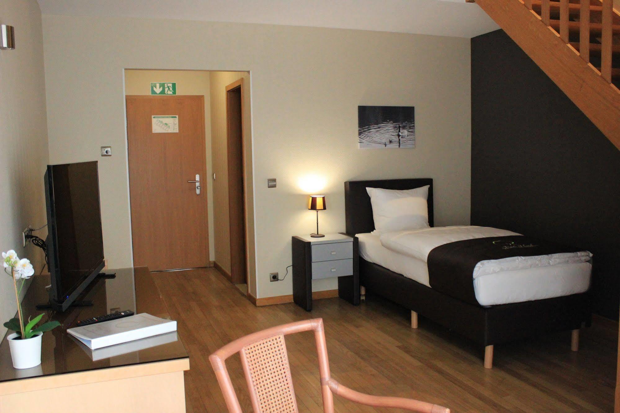 Park Hotel Kelmis ภายนอก รูปภาพ